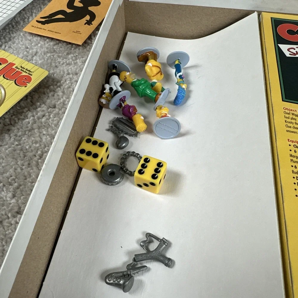 The Simpsons CLUE Parker Brothers Classic Detective Board Game 2002